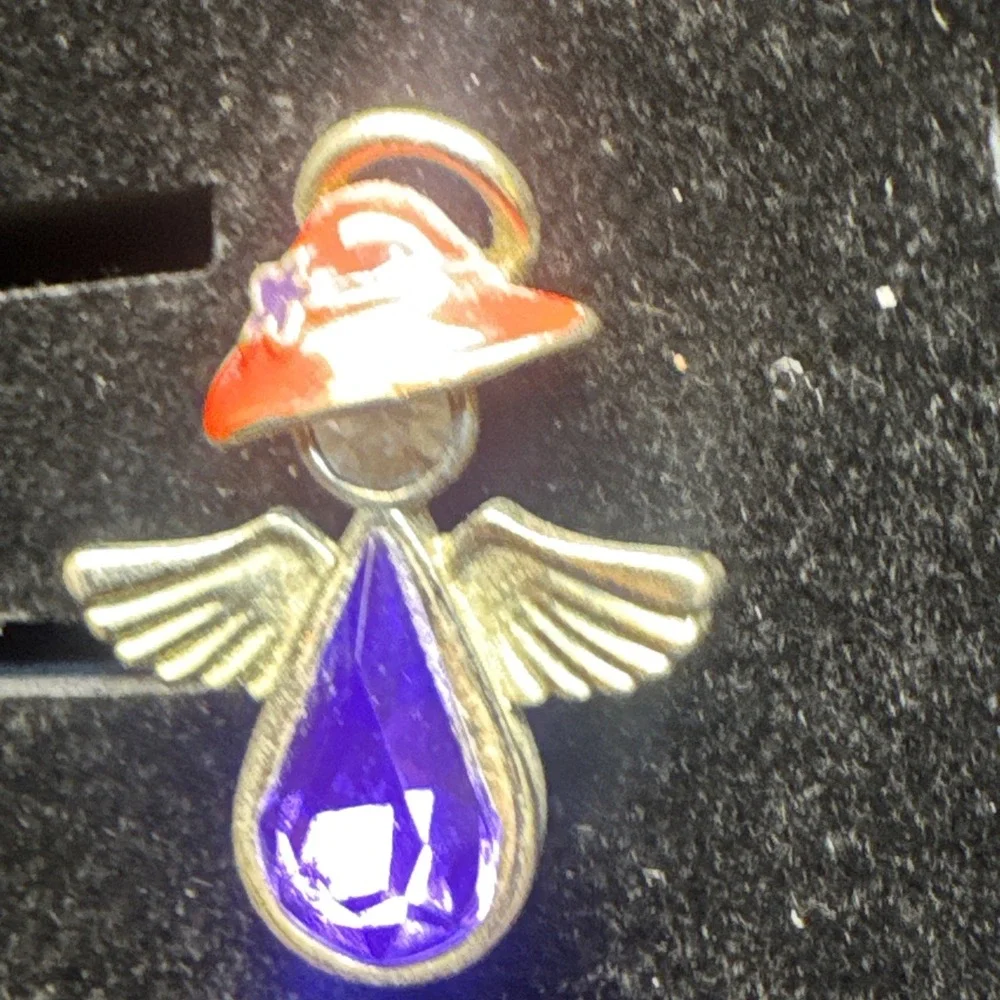 Red Hat Society‎ Angel Vintage Lapel Pin